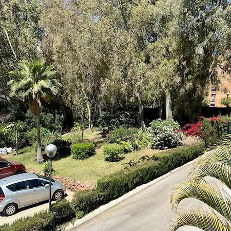 Casa Amplia Y Exclusiva * Malaga