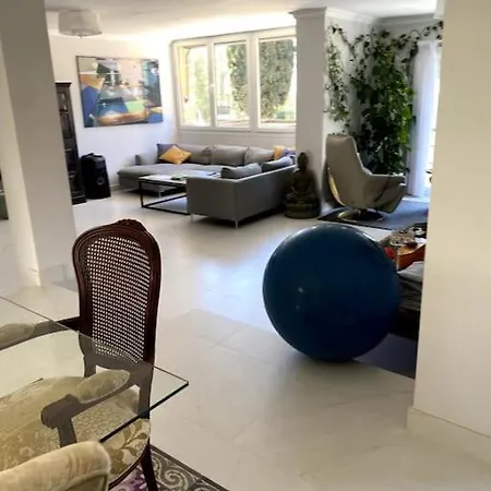 Casa Amplia Y Exclusiva Holiday home Malaga
