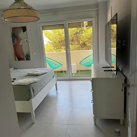 Casa Amplia Y Exclusiva Malaga